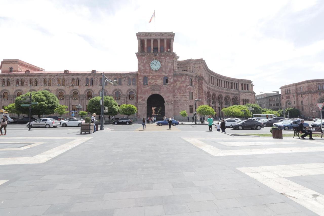 Fantastic Apartments Near Republic Square, Perfect Location, Mystreet Company Ereván Exterior foto